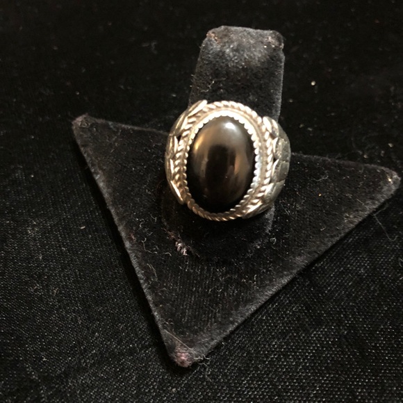 Men’s ring - Picture 1 of 5